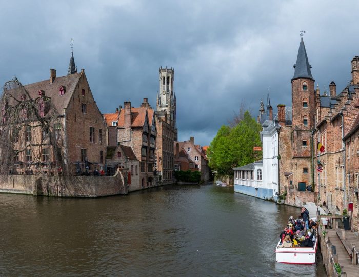 Day tours Belgium by Hollandsite